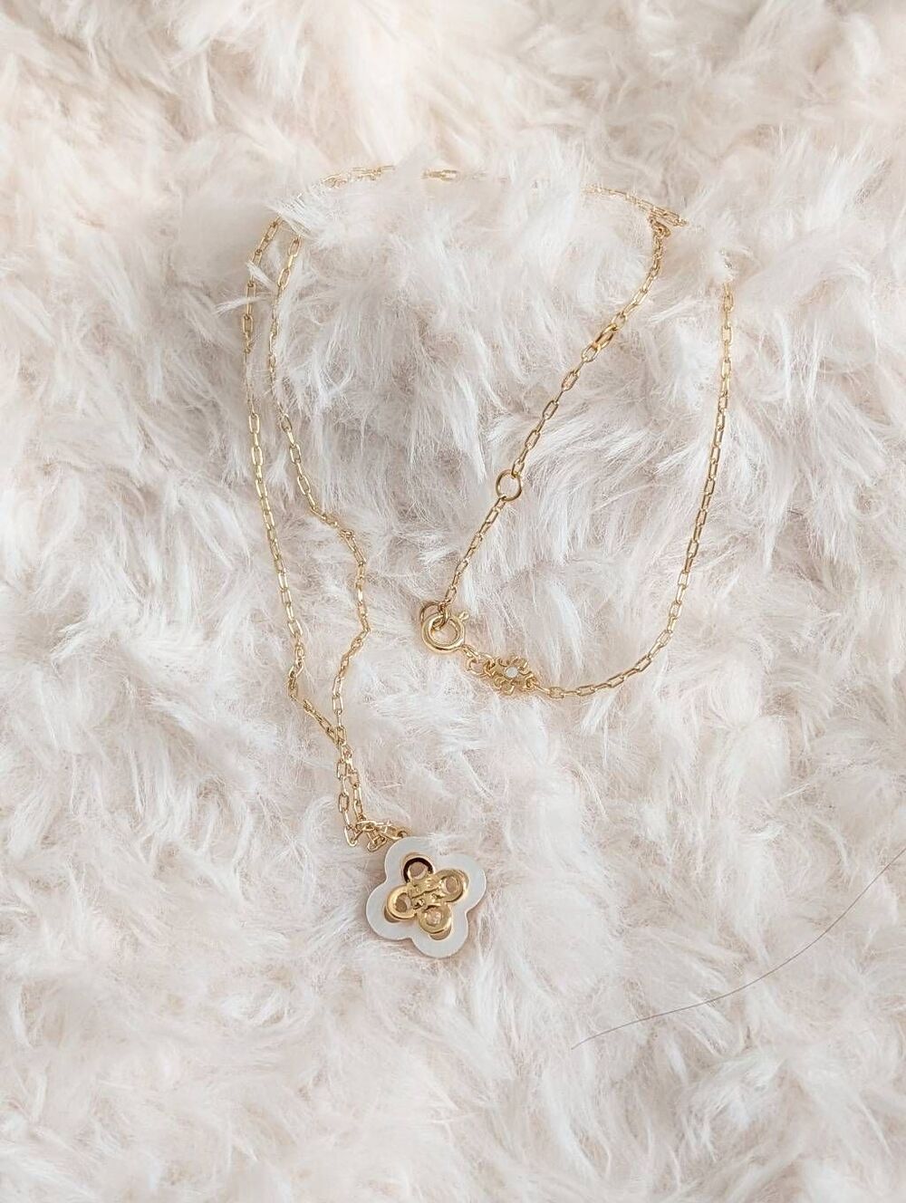 TORY BURCH Kira Stacked Clover Gold Charm Necklace - Picture 2 of 5